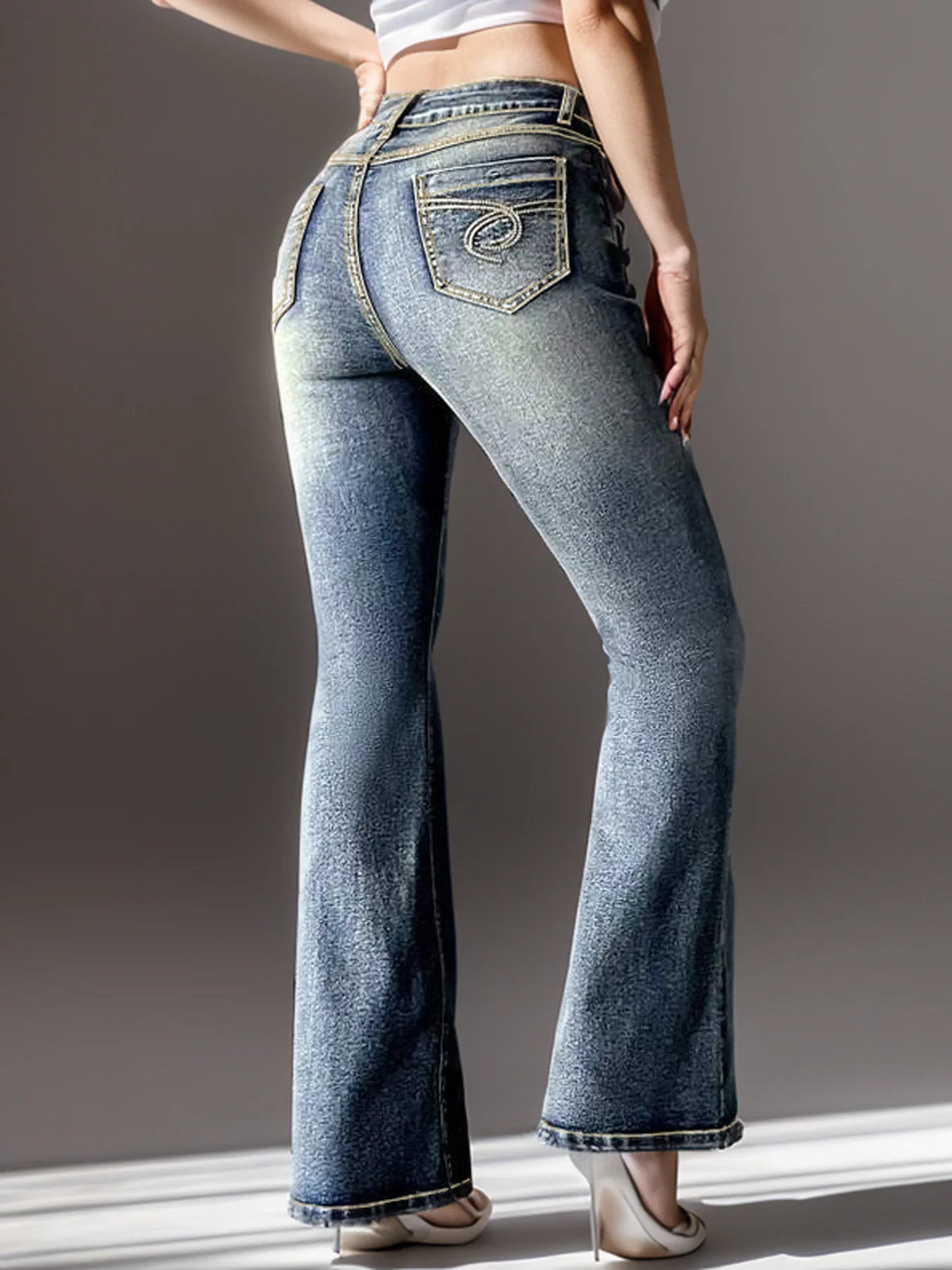 Winter New Retro Mid Waist Slim Butt Lift Embroidered Denim Flared Pants