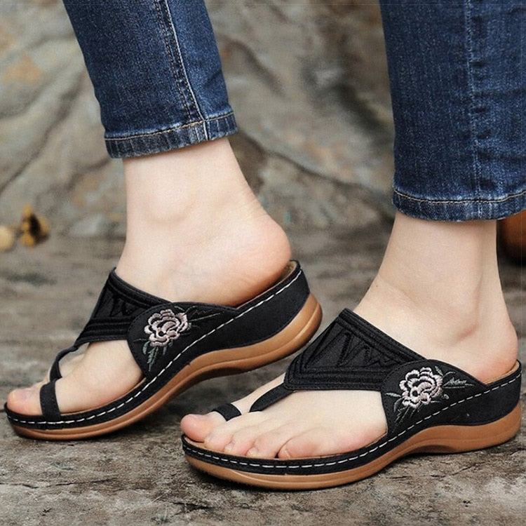 New Women Bohemia Summer Shoes Flower Flip Flops